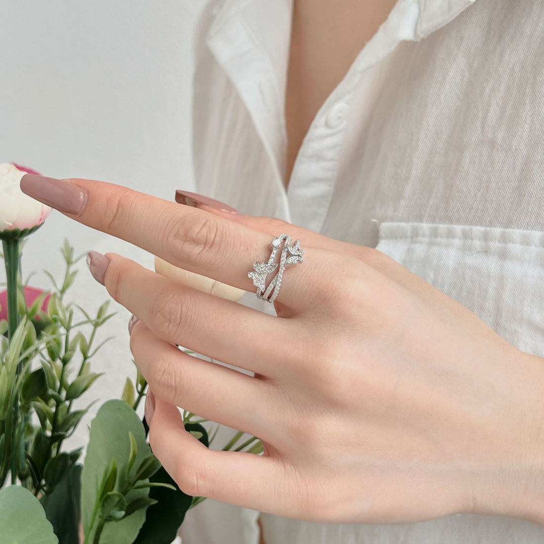 FLOATING BUTTERFLY STERLING SILVER RING/SILVER