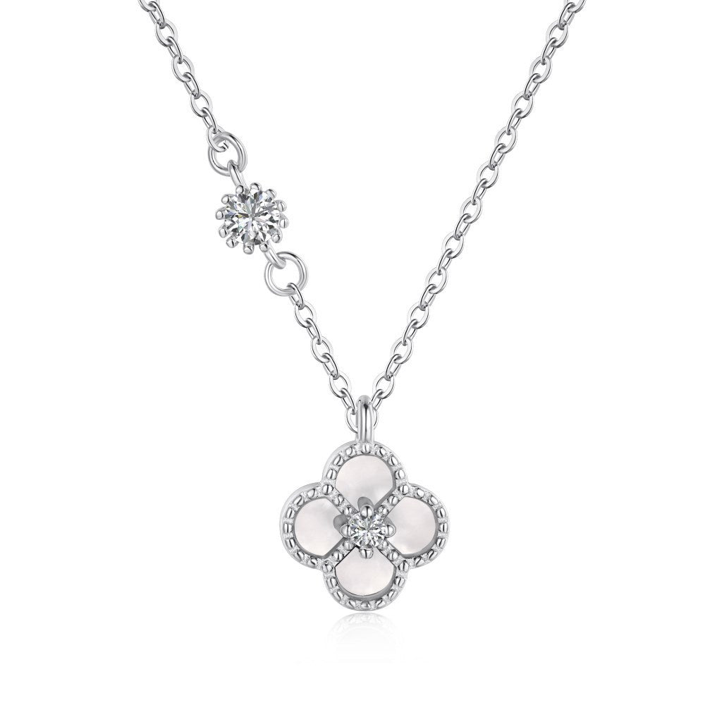 DAINTY CLOVER STERLING SILVER NECKLACE