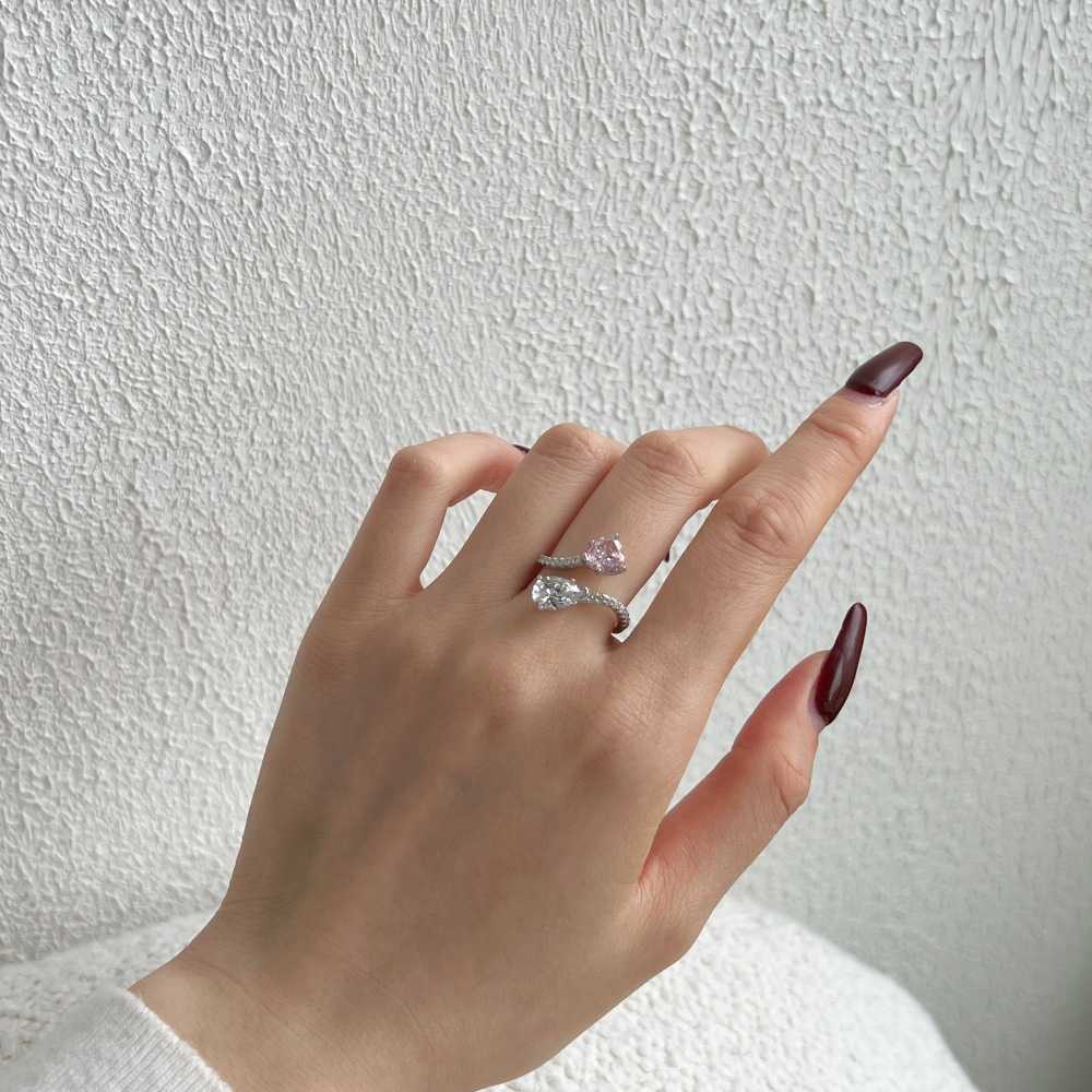 ROMANCE STERLING SILVER RING